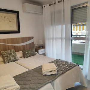 Apartamento Agradable Duplex Terraza Virgen Del Rocio, Sevilla